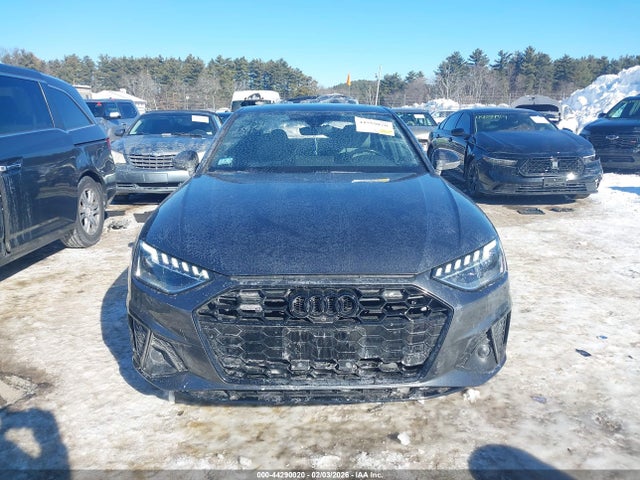 Aukcja sprzedaży 2024 Audi A4 Premium Plus 45 Tfsi S Line Quattro S Tronic, vin: WAUEAAF4XRN011829, numer aukcji: 44290020