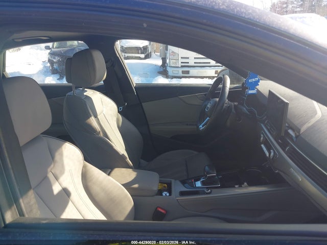2024 AUDI A4 WAUEAAF4XRN011829 Photo 4