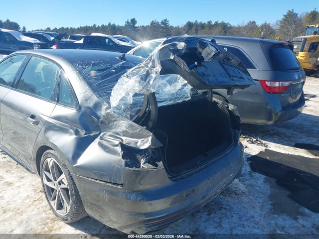 2024 AUDI A4 WAUEAAF4XRN011829 Photo 5