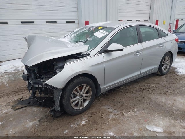 44290094 :رقم المزاد ، 5NPE24AF7FH229121 vin ، 2015 Hyundai Sonata Se مزاد بيع