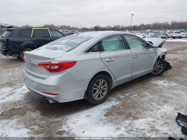 44290094 :رقم المزاد ، 5NPE24AF7FH229121 vin ، 2015 Hyundai Sonata Se مزاد بيع