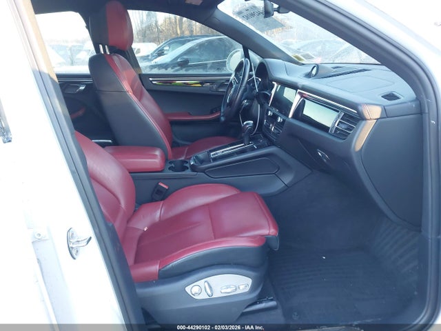 2023 PORSCHE MACAN WP1AA2A55PLB05695 Photo 4