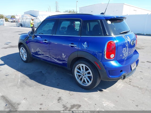 2015 MINI COUNTRYMAN WMWZC3C58FWT02436 Photo 2