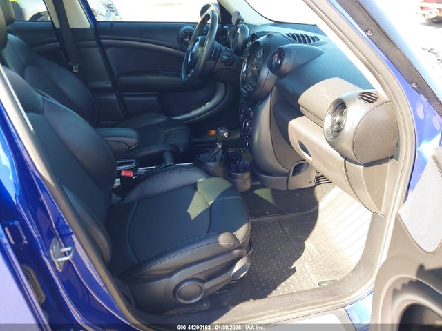 2015 MINI COUNTRYMAN WMWZC3C58FWT02436 Photo 4