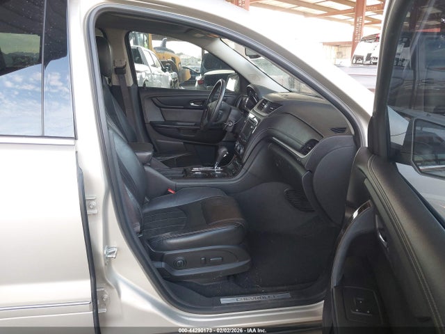 2015 CHEVROLET TRAVERSE 1GNKRJKDXFJ346104 Photo 4