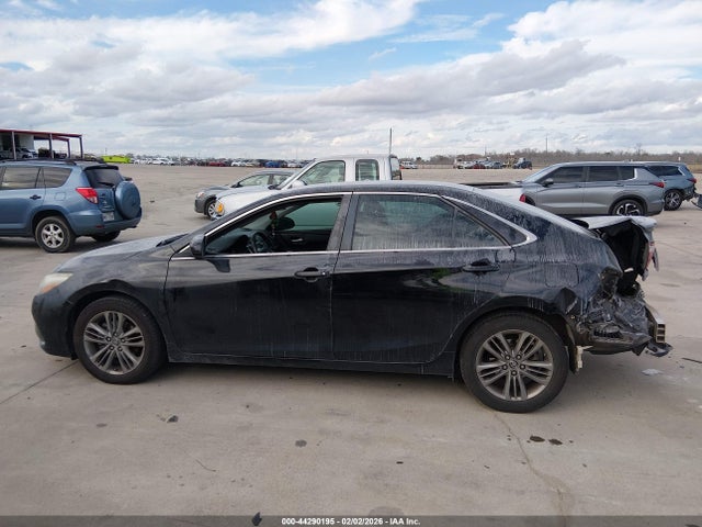 4T1BF1FK1GU181274 Toyota CAMRY SE