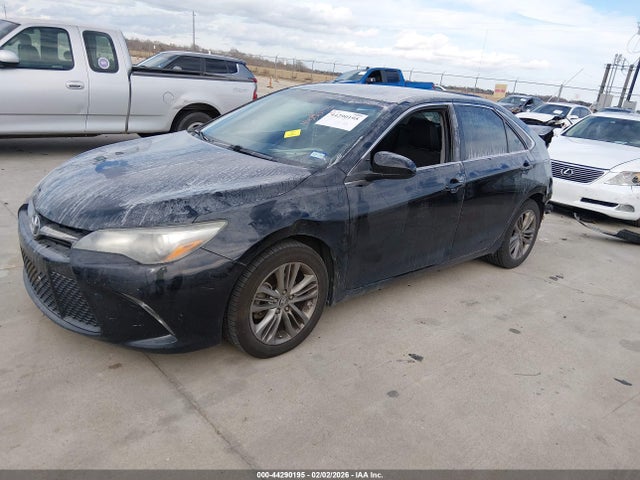 4T1BF1FK1GU181274 Toyota CAMRY SE
