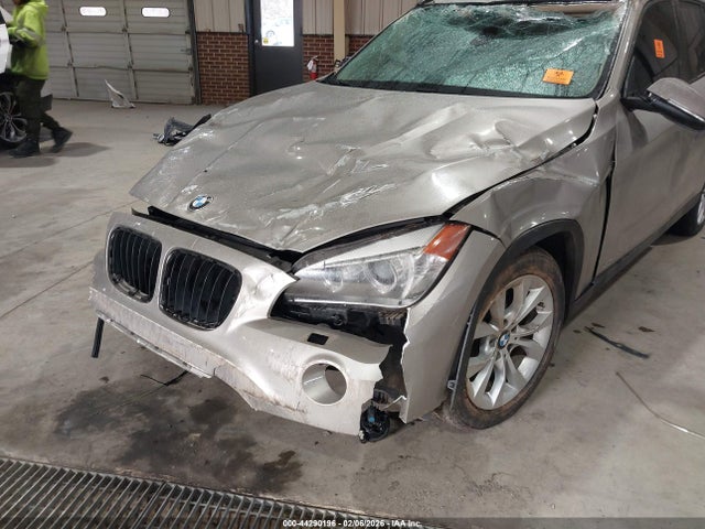 2014 BMW X1 WBAVL1C57EVY20528 Photo 5