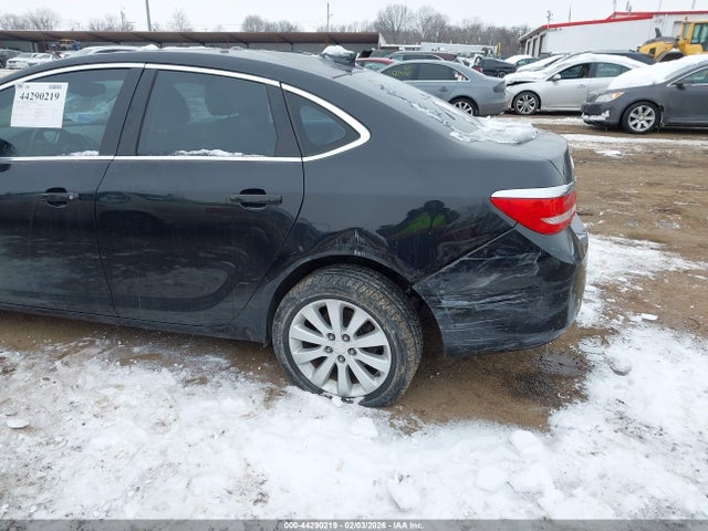 2015 Buick Verano მანქანა იყიდება აუქციონზე, vin: 1G4PP5SKXF4208728, აუქციონის ნომერი: 44290219