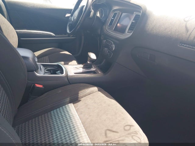 2C3CDXBG3PH569178 Dodge Charger Sxt