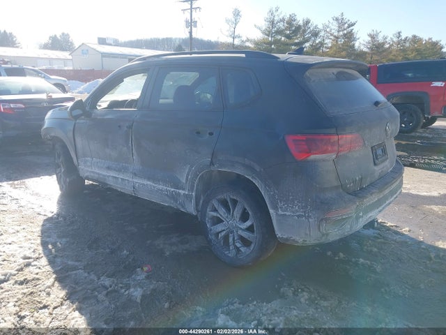 2022 VOLKSWAGEN TAOS 3VVSX7B22NM063568 Photo 2