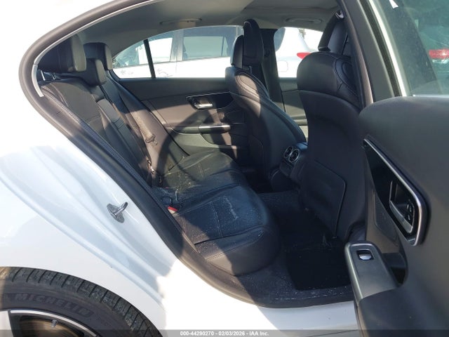 2022 MERCEDES-BENZ C 300 W1KAF4GB7NR007831 Photo 7