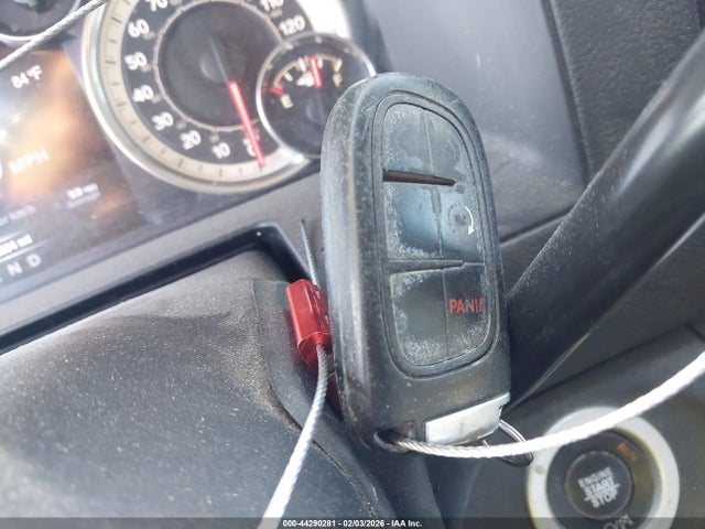 2016 RAM 2500 3C6UR5FJ7GG355412 Photo 10