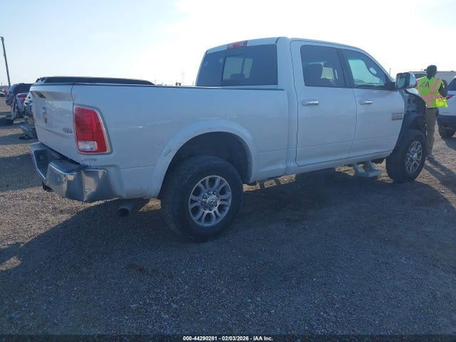 2016 RAM 2500 3C6UR5FJ7GG355412 Photo 3