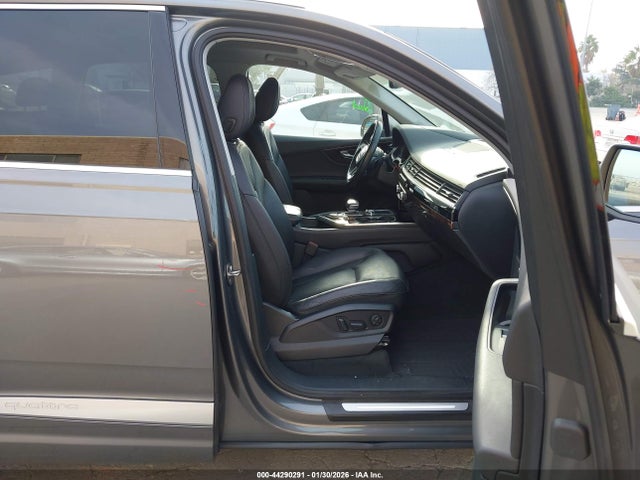 2017 AUDI Q7 WA1VAAF73HD058678 Photo 4