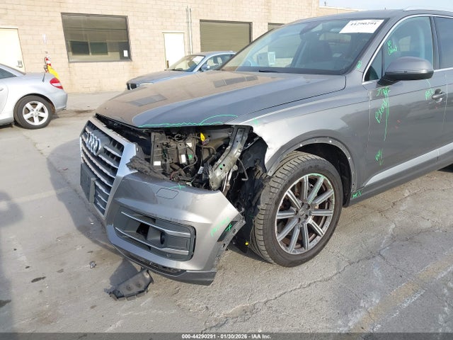 2017 AUDI Q7 WA1VAAF73HD058678 Photo 5