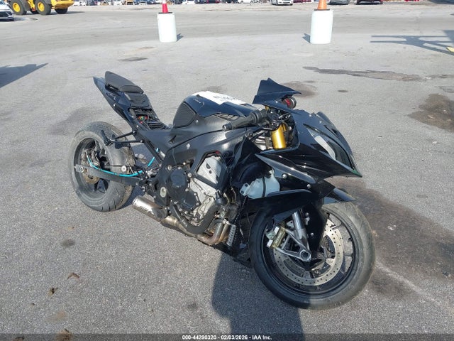 2015 BMW S 1000 WB10D2109FZ352610