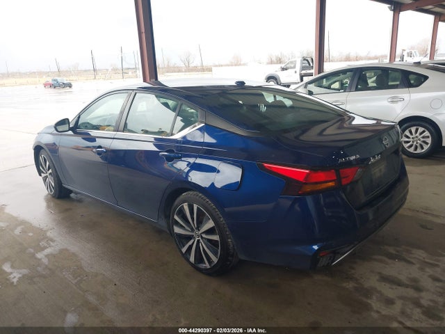1N4BL4CV5NN345717 Nissan Altima Sr Fwd
