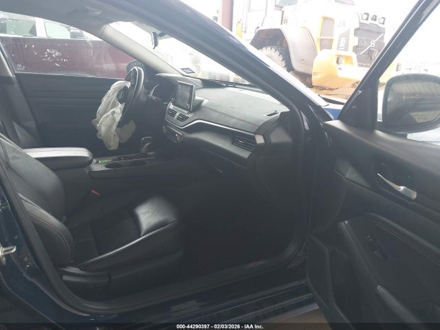 1N4BL4CV5NN345717 Nissan Altima Sr Fwd
