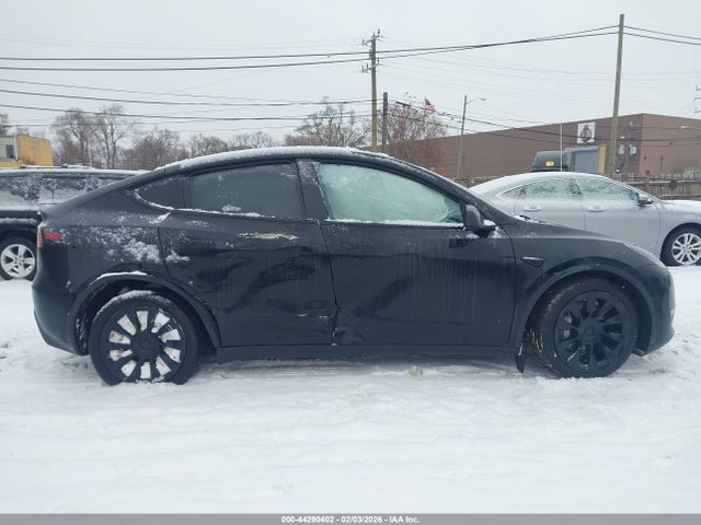 44290402 :رقم المزاد ، 7SAYGDEE3RA237607 vin ، 2024 Tesla Model Y Long Range Dual Motor All-wheel Drive مزاد بيع