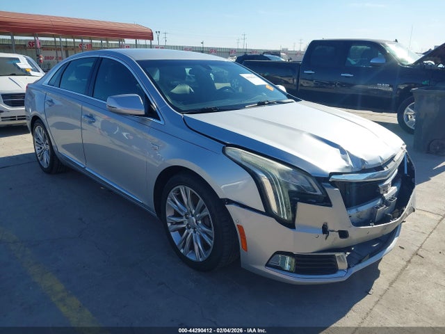 2018 CADILLAC XTS 2G61M5S31J9157933 Photo 0