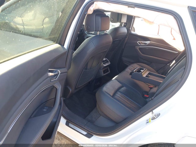 2022 AUDI E-TRON WA1LAAGE3NB011114 Photo 7