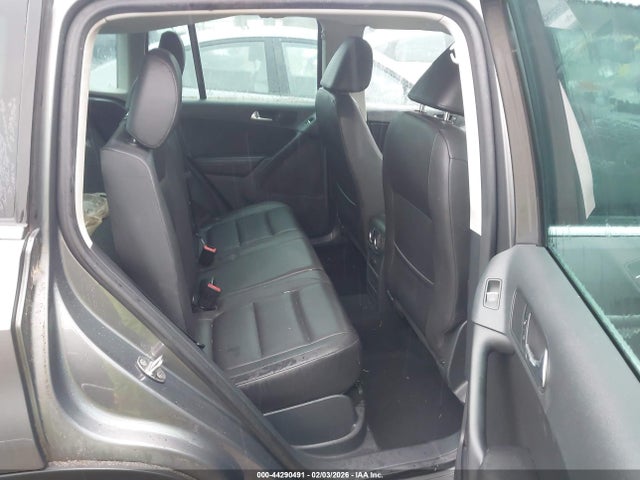 Продажа на аукционе авто 2012 Volkswagen Tiguan Se, vin: WVGAV7AX7CW003243, номер лота: 44290491