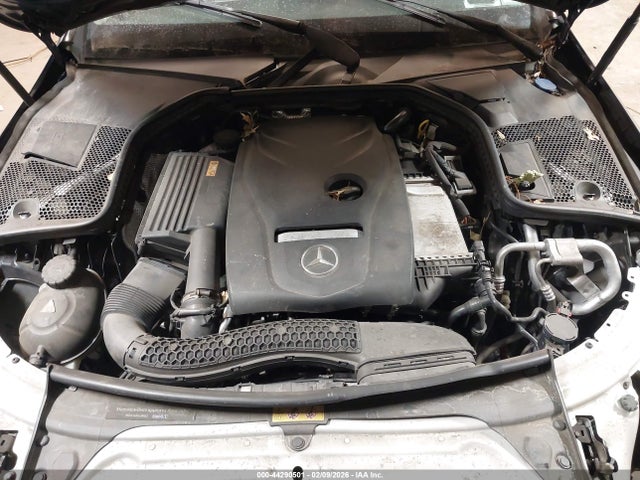 Продаж на аукціоні авто 2017 Mercedes-benz C 300 4matic, vin: 55SWF4KBXHU203312, номер лоту: 44290501