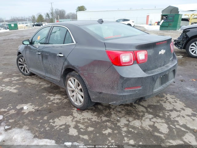 2013 CHEVROLET MALIBU 1G11H5SA1DF282306 Photo 2