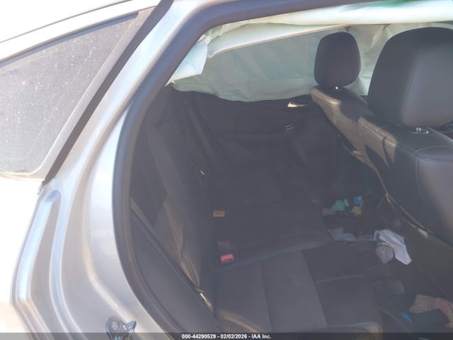 2G1105S31J9141233 Chevrolet IMPALA 1LT