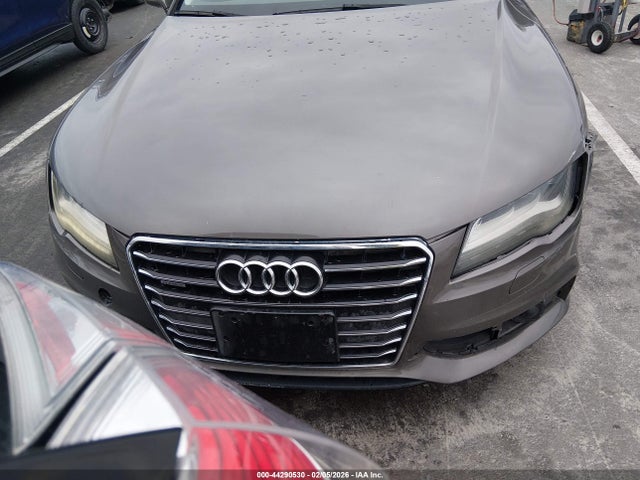 2013 Audi A7 3.0t Premium მანქანა იყიდება აუქციონზე, vin: WAU2GAFC9DN106934, აუქციონის ნომერი: 44290530