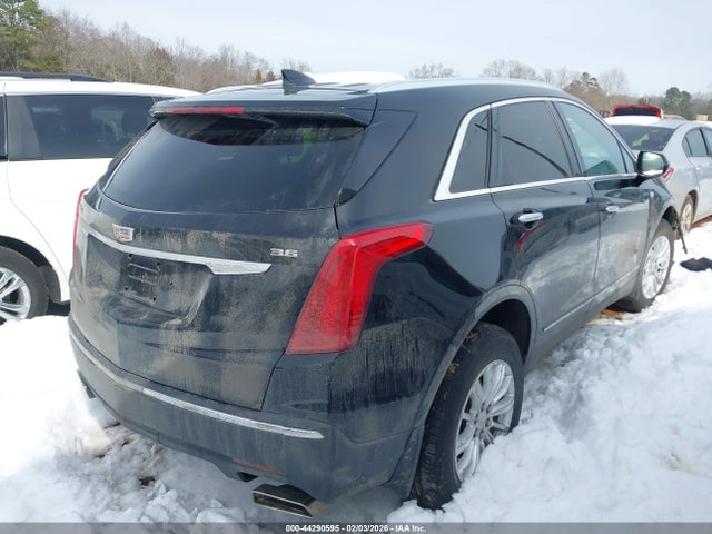 2017 CADILLAC XT5 1GYKNARS2HZ133882 Photo 3