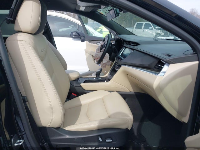 2017 CADILLAC XT5 1GYKNARS2HZ133882 Photo 4