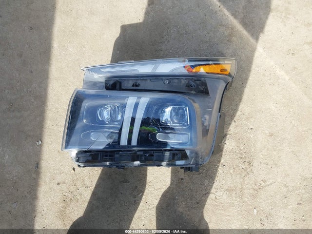 Hyundai Santa Fe Limited 2023 5NMS4DAL7PH516802 Image 12