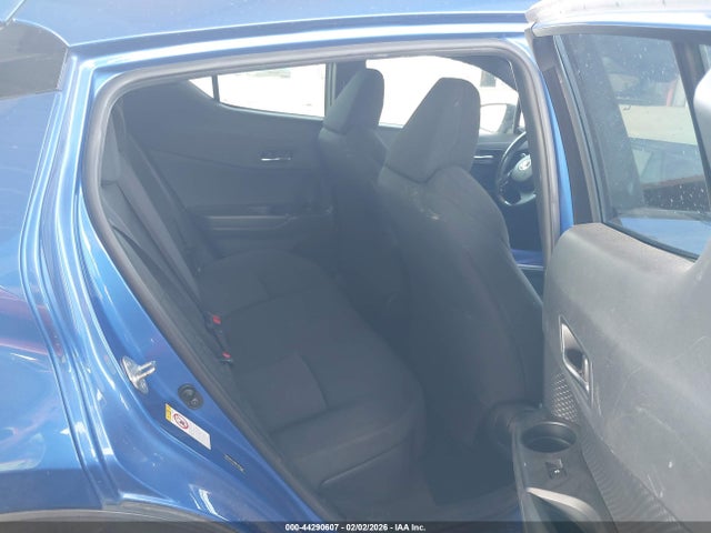 NMTKHMBX1JR009497 Toyota C-hr Xle Premium