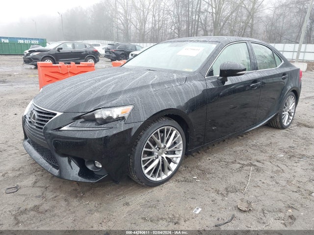2016 LEXUS IS 200T JTHBA1D22G5025517 Photo 1