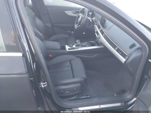 2019 AUDI A4 WAUDNAF48KA023202 Photo 4