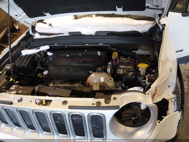 2016 Jeep Renegade Limited მანქანა იყიდება აუქციონზე, vin: ZACCJBDT8GPD80400, აუქციონის ნომერი: 44290690