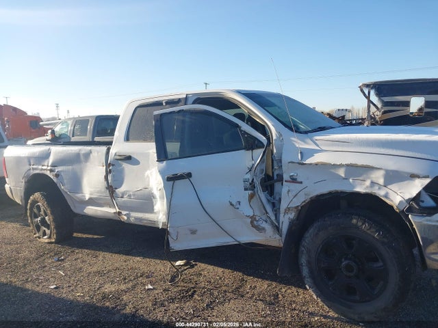 3C6UR5HL2JG336823 RAM 2500 Tradesman 4x4 8&#039; Box