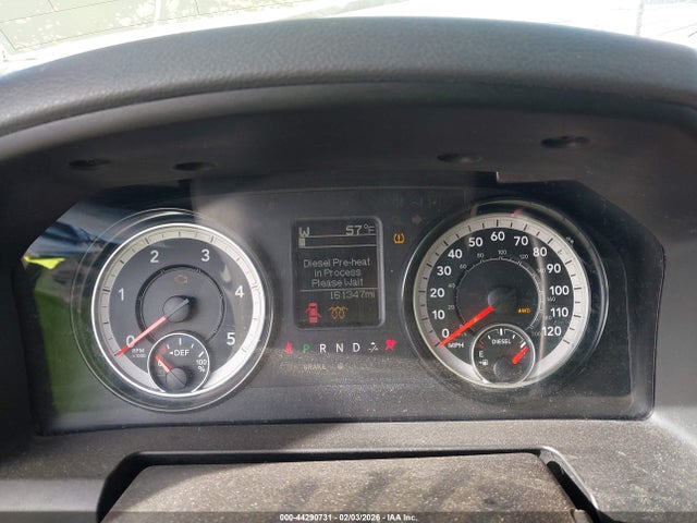 3C6UR5HL2JG336823 RAM 2500 Tradesman 4x4 8&#039; Box