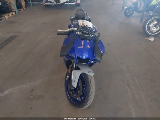 Yamaha YZFR1 2021 JYARN66E6MA001681 Image 5