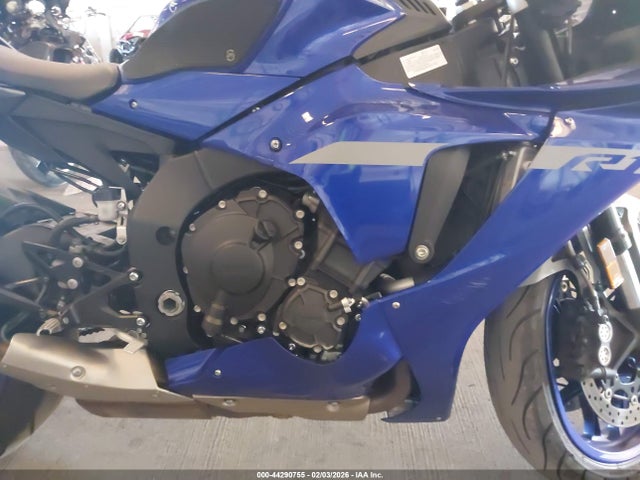 Yamaha YZFR1 2021 JYARN66E6MA001681 Image 8
