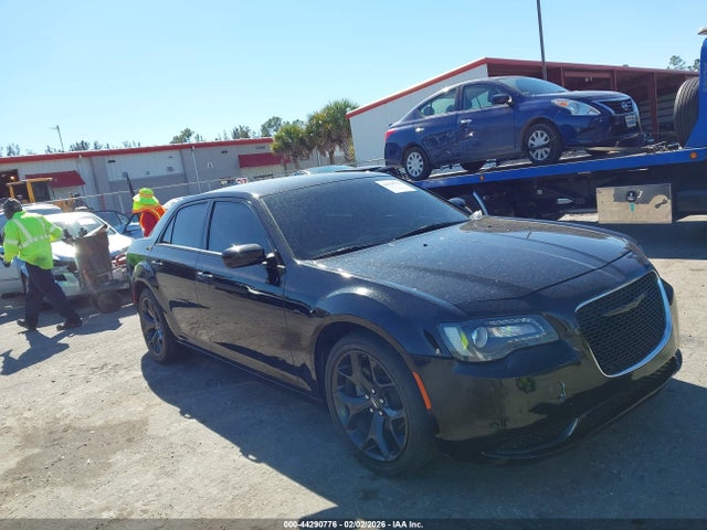 44290776 :رقم المزاد ، 2C3CCAAG4PH678816 vin ، 2023 Chrysler 300 Touring مزاد بيع
