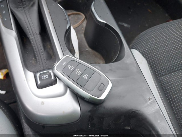44290797 :رقم المزاد ، KL47LAEP5SB141763 vin ، 2025 Buick Envista Preferred Fwd مزاد بيع