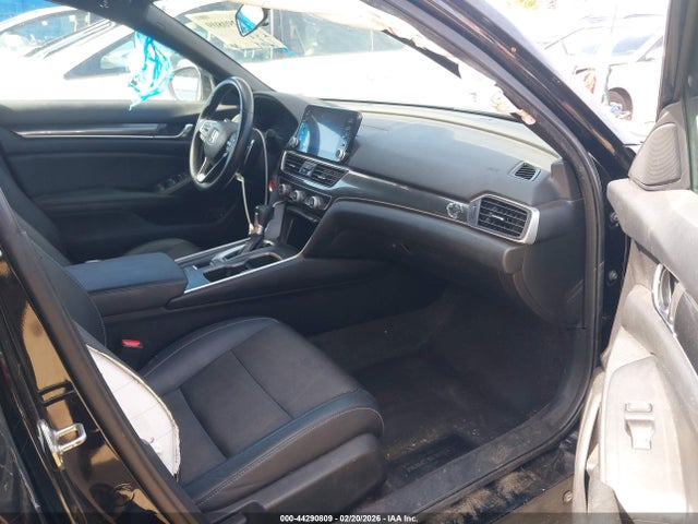 1HGCV1F3XKA158740 Honda Accord Sport
