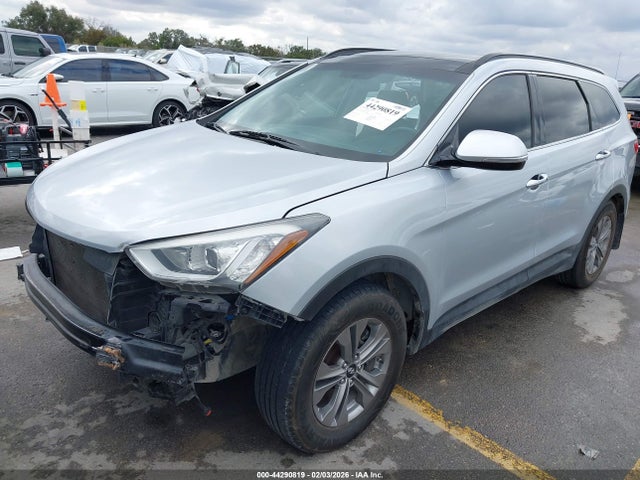 Hyundai Santa Fe Limited 2015 KM8SR4HF8FU111262 Image 2