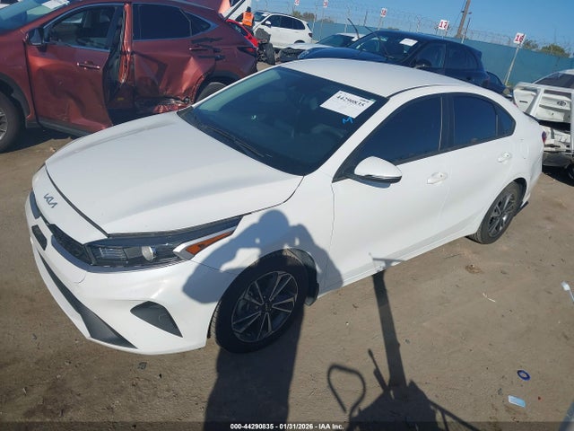3KPF24AD4PE514187 KIA Forte Lxs