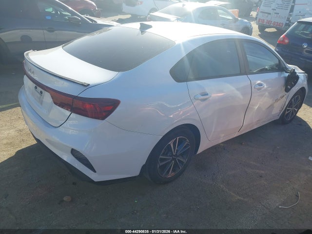 3KPF24AD4PE514187 KIA Forte Lxs