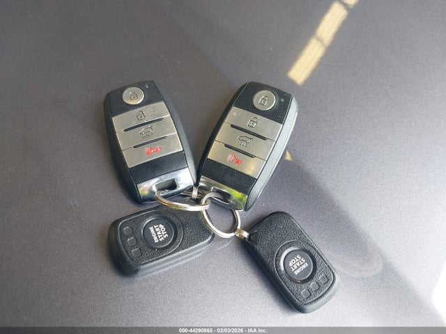 2020 KIA SORENTO 5XYPKDA52LG667113 Photo 10