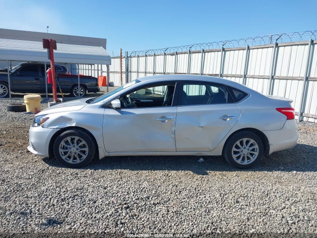 44290867 :رقم المزاد ، 3N1AB7AP0KY231060 vin ، 2019 Nissan Sentra S مزاد بيع